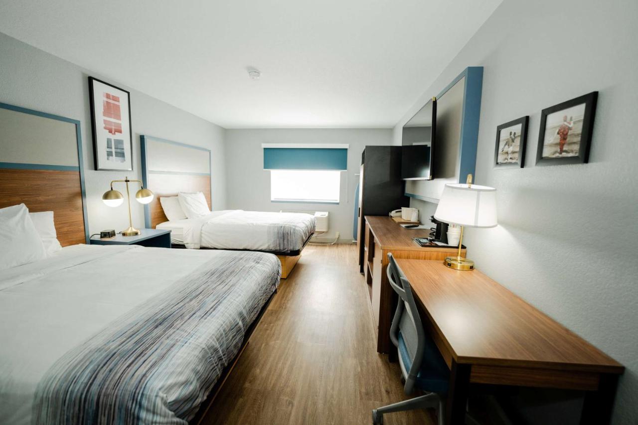 Americinn By Wyndham Tomahawk Exterior photo